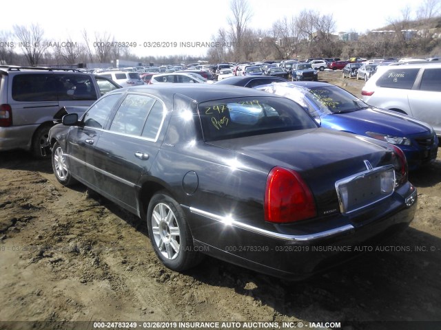 2LNBL8EV5BX763067 - 2011 LINCOLN TOWN CAR EXECUTIVE L BLACK photo 3