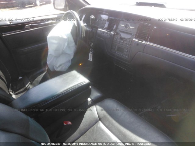 2LNBL8EV5BX763067 - 2011 LINCOLN TOWN CAR EXECUTIVE L BLACK photo 5