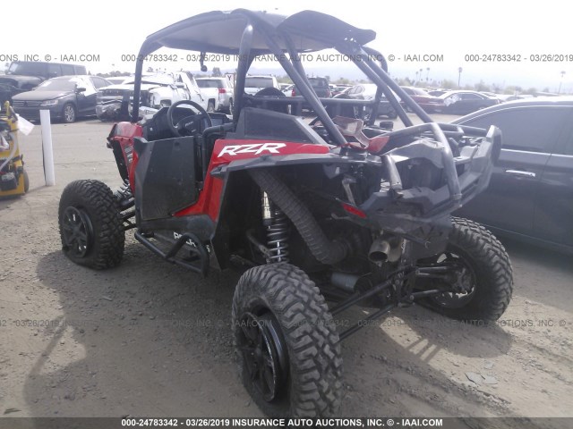 3NSVEL920JF412661 - 2018 POLARIS RZR XP TURBO S RED photo 3