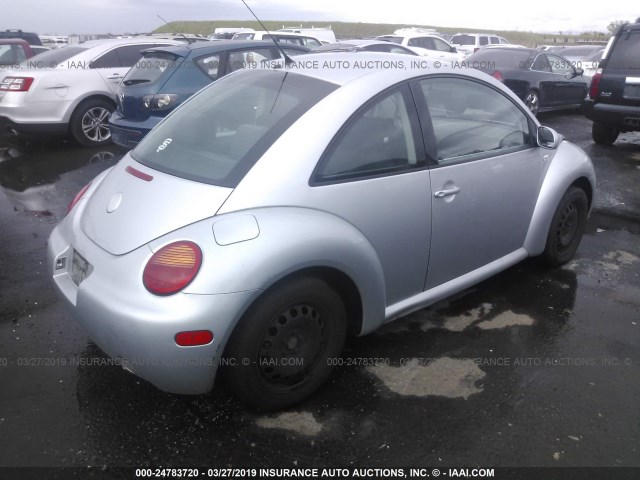 3VWBK21C93M409250 - 2003 VOLKSWAGEN NEW BEETLE GL SILVER photo 4