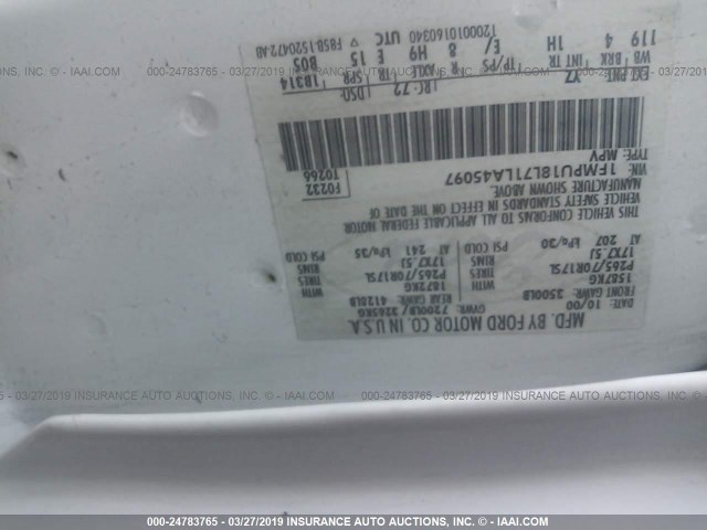 1FMPU18L71LA45097 - 2001 FORD EXPEDITION EDDIE BAUER WHITE photo 9