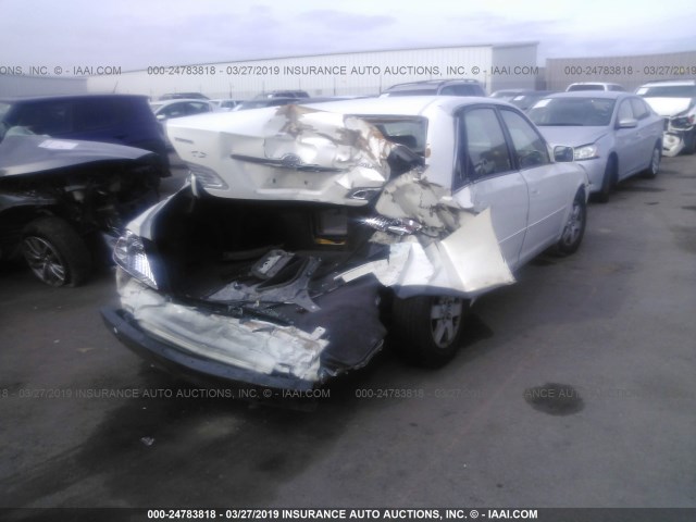 4T1BF28B31U124679 - 2001 TOYOTA AVALON XL/XLS 白色 照片 4