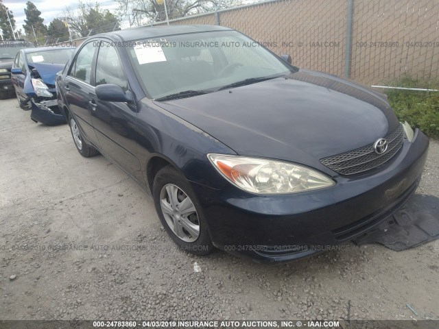 4T1BE32K24U305665 - 2004 TOYOTA CAMRY LE/XLE/SE BLUE photo 1