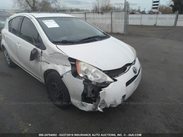 JTDKDTB33C1003818 - 2012 TOYOTA PRIUS C WHITE photo 6