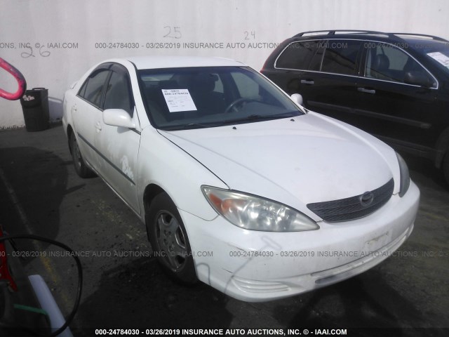 4T1BF32K72U034094 - 2002 TOYOTA CAMRY LE/XLE/SE WHITE photo 1