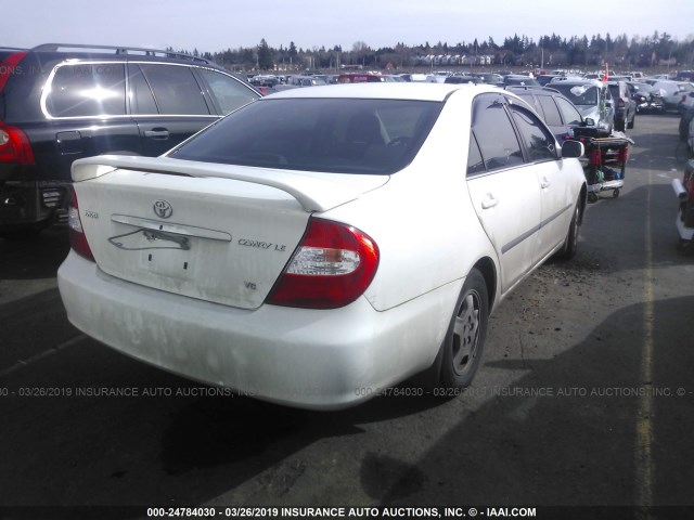 4T1BF32K72U034094 - 2002 TOYOTA CAMRY LE/XLE/SE WHITE photo 4