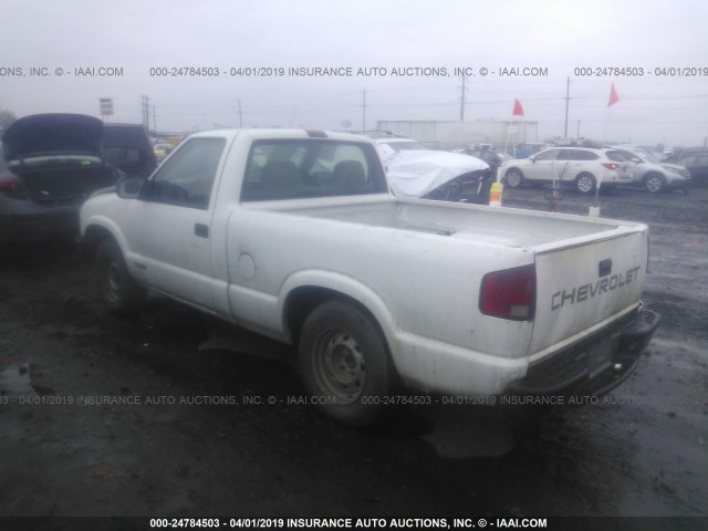 1GCCS145118187688 - 2001 CHEVROLET S TRUCK S10 WHITE photo 3