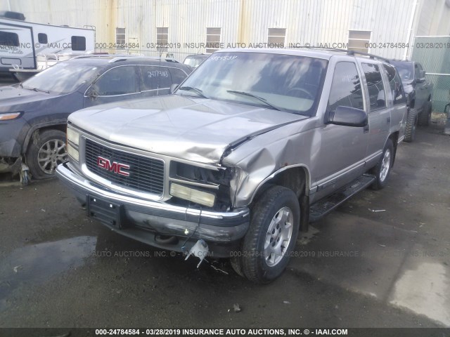 1GKEK13R0WJ732734 - 1998 GMC YUKON TAN photo 2