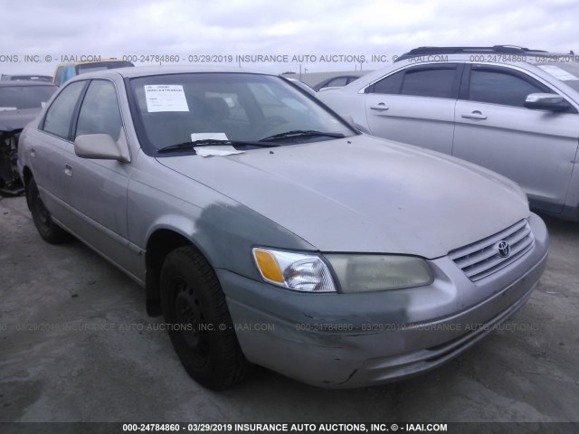 4T1BG22KXXU484109 - 1999 TOYOTA CAMRY CE/LE/XLE TAN photo 1