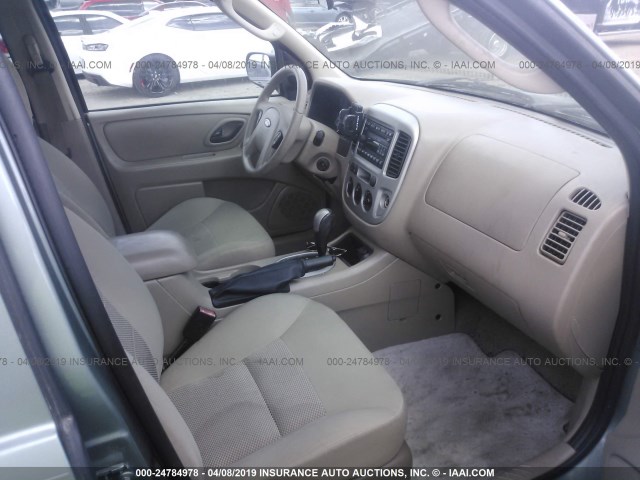 1FMYU93167KA05262 - 2007 FORD ESCAPE XLT GREEN photo 5