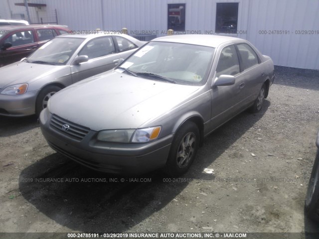 4T1BG22K5XU515699 - 1999 TOYOTA CAMRY CE/LE/XLE TAN photo 2