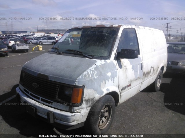 1GCDM19Z8NB127426 - 1992 CHEVROLET ASTRO WHITE photo 2