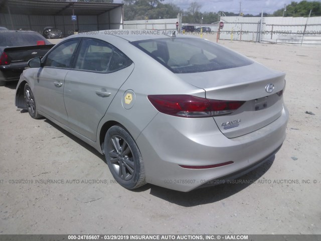 5NPD84LF9HH015029 - 2017 HYUNDAI ELANTRA SE/VALUE/LIMITED SILVER photo 3