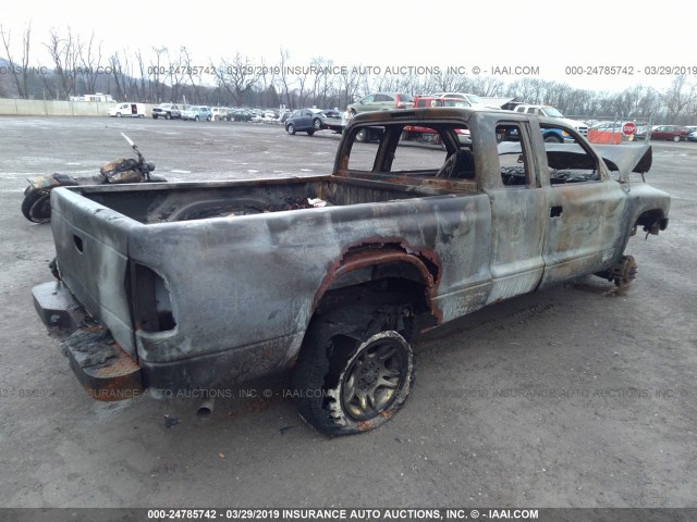 1D7HG12K64S706909 - 2004 DODGE DAKOTA SXT GRAY photo 4