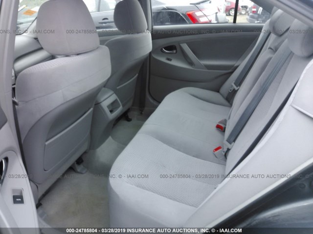 4T1BF3EKXBU137201 - 2011 TOYOTA CAMRY SE/LE/XLE GRAY photo 8