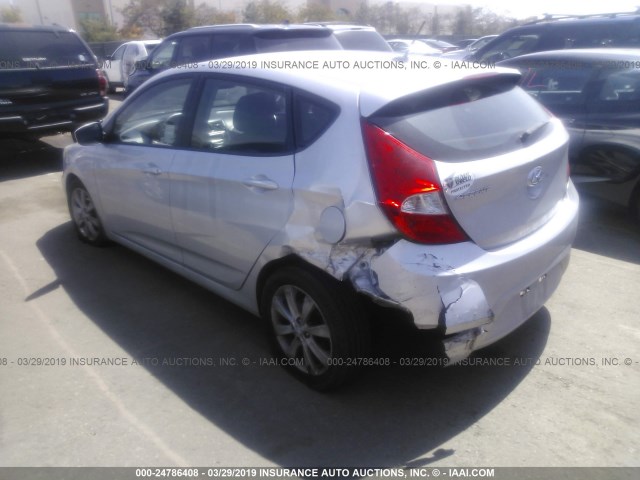 KMHCU5AE1CU027144 - 2012 HYUNDAI ACCENT GLS/GS/SE SILVER photo 3