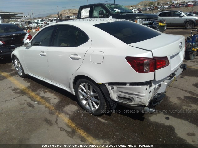 JTHBF5C23C5183191 - 2012 LEXUS IS 250 WHITE photo 3