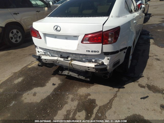 JTHBF5C23C5183191 - 2012 LEXUS IS 250 WHITE photo 6