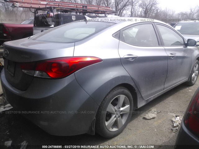 KMHDH4AE4DU926164 - 2013 HYUNDAI ELANTRA GLS/LIMITED GRAY photo 4