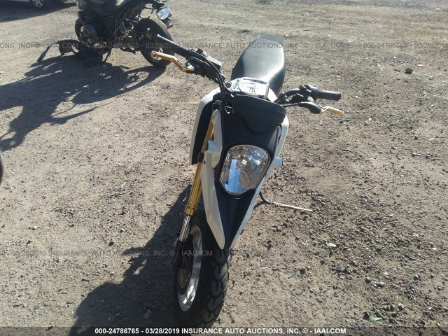 MLHJC6116F5108959 - 2015 HONDA GROM 125 WHITE photo 5