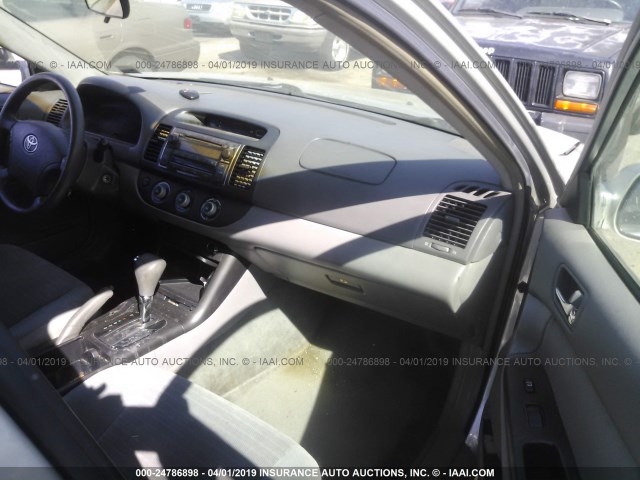 4T1BE32K56U734821 - 2006 TOYOTA CAMRY LE/XLE/SE SILVER photo 5