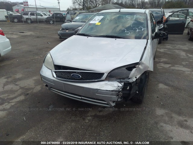 1FAFP34N97W102049 - 2007 FORD FOCUS ZX4/S/SE/SES SILVER photo 6