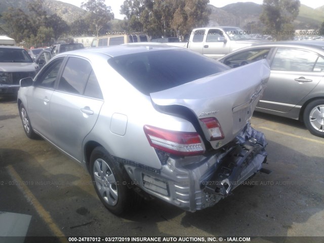 4T4BF3EK9BR186797 - 2011 TOYOTA CAMRY SE/LE/XLE GRAY photo 3
