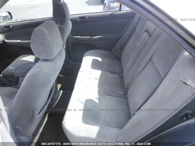 JTDBE32K420060439 - 2002 TOYOTA CAMRY LE/XLE/SE GRAY photo 8