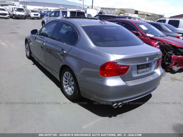 WBAPH57589NL79056 - 2009 BMW 328 I SULEV GRAY photo 3