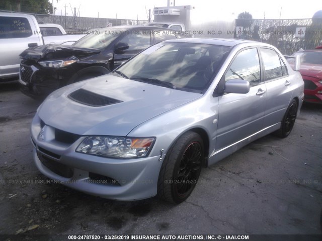 JA3AH86DX5U051607 - 2005 MITSUBISHI LANCER EVOLUTION SILVER photo 2