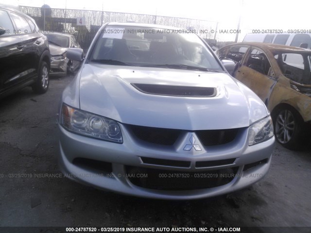 JA3AH86DX5U051607 - 2005 MITSUBISHI LANCER EVOLUTION SILVER photo 6