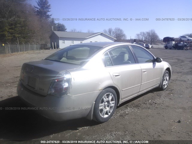 1N4AL11DX5N475920 - 2005 NISSAN ALTIMA S/SL GOLD photo 4