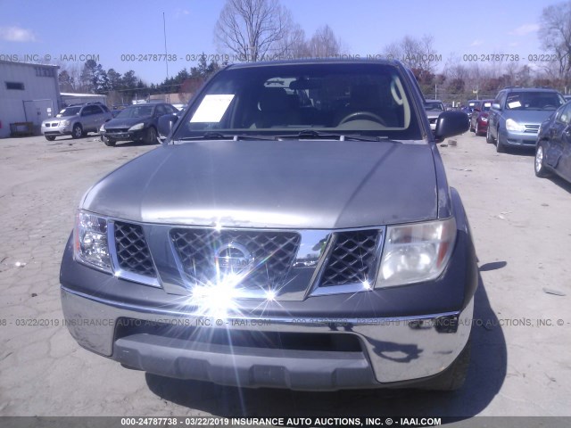 1N6AD06UX5C412562 - 2005 NISSAN FRONTIER KING CAB LE/SE/OFF ROAD GRAY photo 6