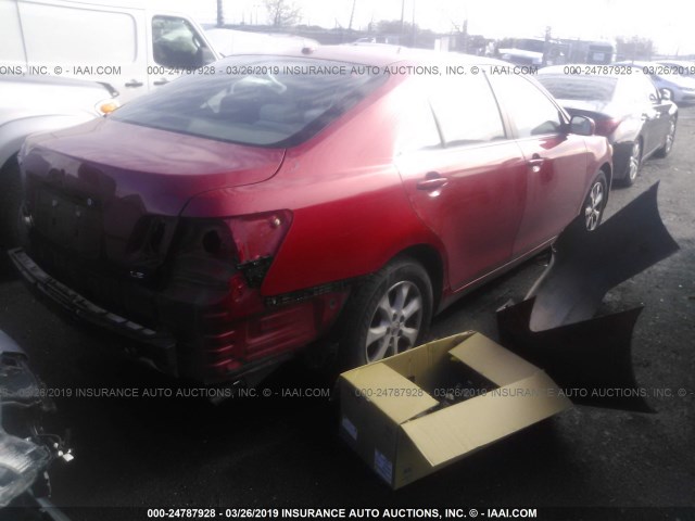 4T1BF3EK1AU086783 - 2010 TOYOTA CAMRY SE/LE/XLE RED photo 4