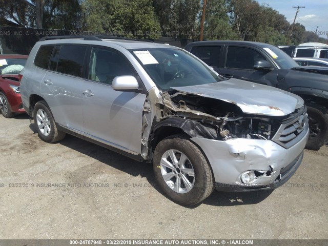 5TDZK3EH9DS126975 - 2013 TOYOTA HIGHLANDER PLUS/SE SILVER photo 1