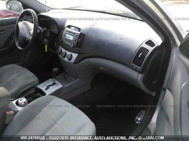 KMHDU46D79U745627 - 2009 HYUNDAI ELANTRA GLS/SE SILVER photo 5