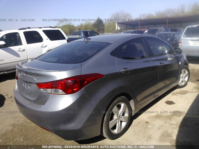 KMHDH4AE4DU575689 - 2013 HYUNDAI ELANTRA GLS/LIMITED GRAY photo 4