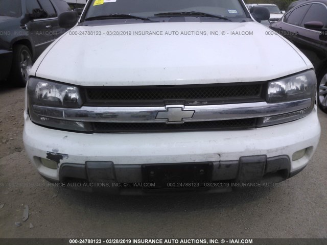 1GNES16S226104656 - 2002 CHEVROLET TRAILBLAZER EXT WHITE photo 6