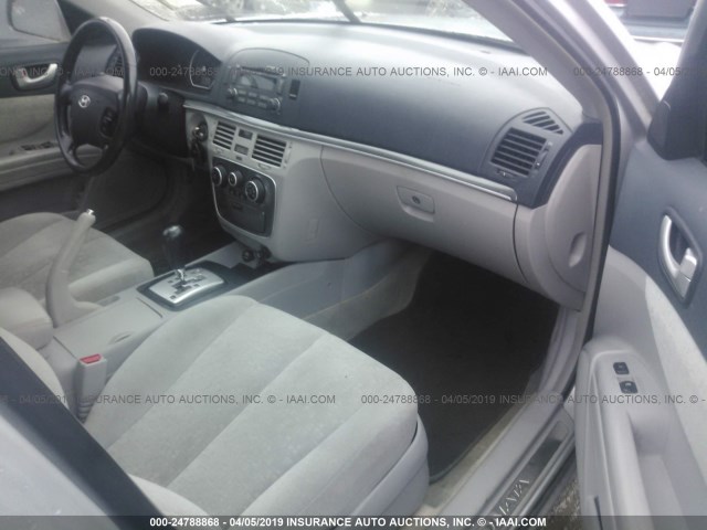 5NPEU46F66H018236 - 2006 HYUNDAI SONATA GLS/LX SILVER photo 5