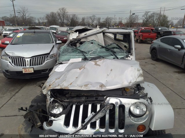 1C4BJWEG5CL232515 - 2012 JEEP WRANGLER UNLIMITE SAHARA SILVER photo 6