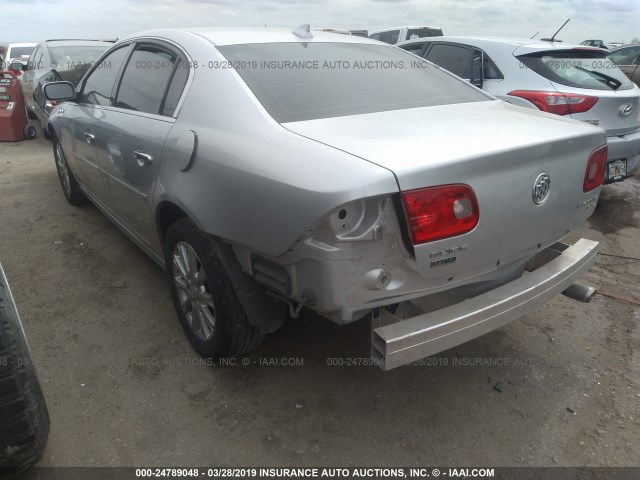 1G4HC5EM0BU110136 - 2011 BUICK LUCERNE CXL SILVER photo 3