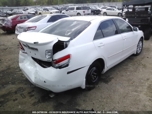 4T4BF3EK1BR205780 - 2011 TOYOTA CAMRY SE/LE/XLE WHITE photo 4