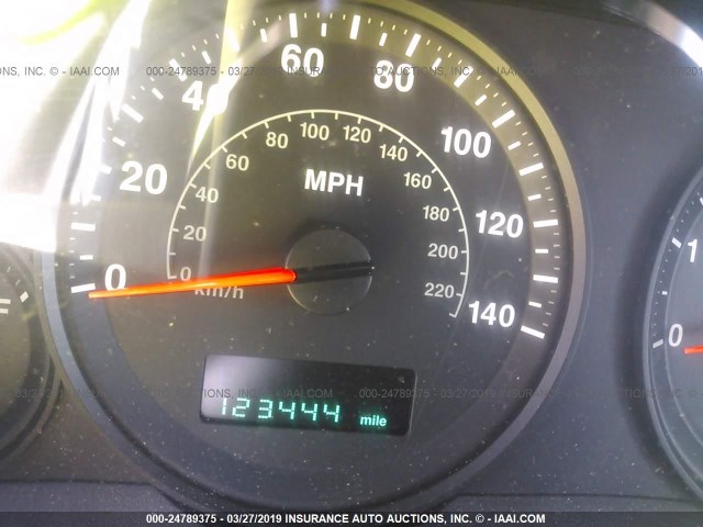 1J4GR48K75C527339 - 2005 JEEP GRAND CHEROKEE LAREDO/COLUMBIA/FREEDOM 绿色 照片 7