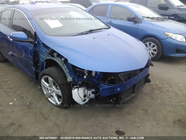 1G1RA6S55HU108322 - 2017 CHEVROLET VOLT LT BLUE photo 6