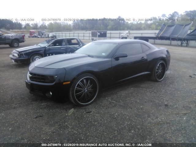 2G1FA1E38D9182891 - 2013 CHEVROLET CAMARO LS BLACK photo 2