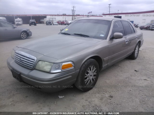 2FAFP74W73X152561 - 2003 FORD CROWN VICTORIA LX GOLD photo 2