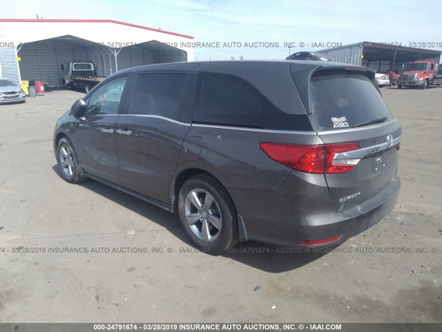 5FNRL6H78JB005551 - 2018 HONDA ODYSSEY EXL GRAY photo 3