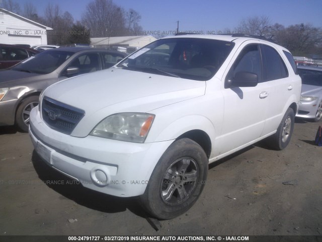 KNDJD733855337422 - 2005 KIA SORENTO EX/LX WHITE photo 2