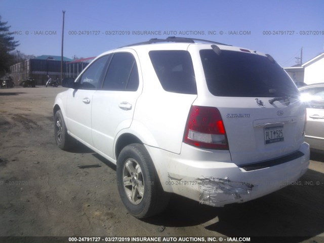 KNDJD733855337422 - 2005 KIA SORENTO EX/LX WHITE photo 3