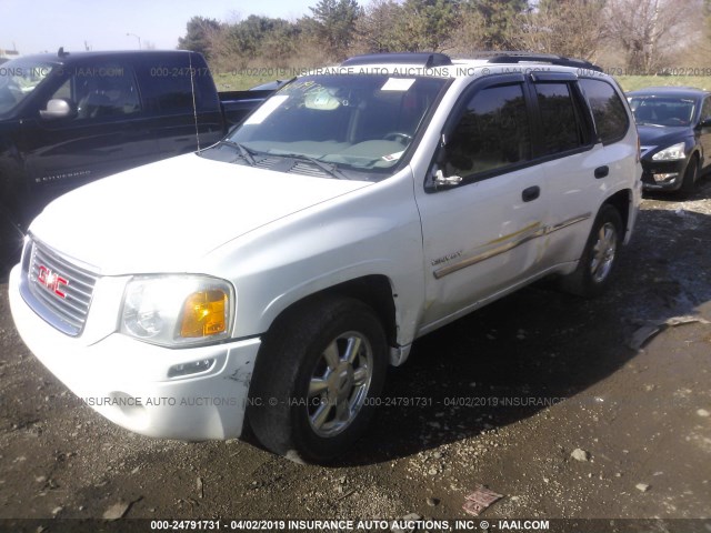 1GKDT13S362265914 - 2006 GMC ENVOY WHITE photo 2